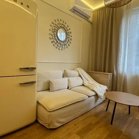 Apartment 2 Bedrooms On Vitosha Boulevard *