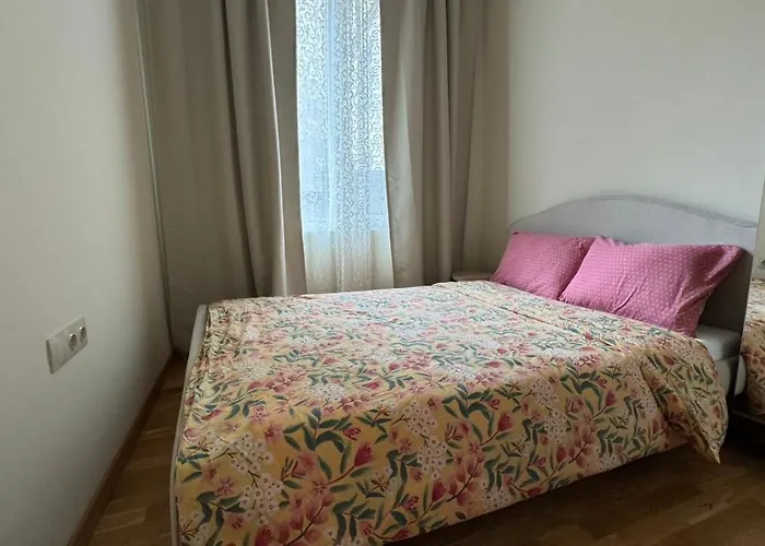 アパート 2 Bedrooms On Vitosha Boulevard ソフィア