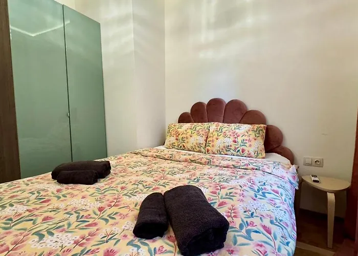 2 Bedrooms On Vitosha Boulevard ソフィア